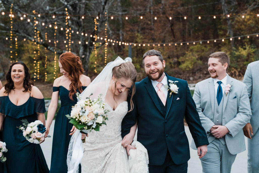 large wedding day knoxville photographer
